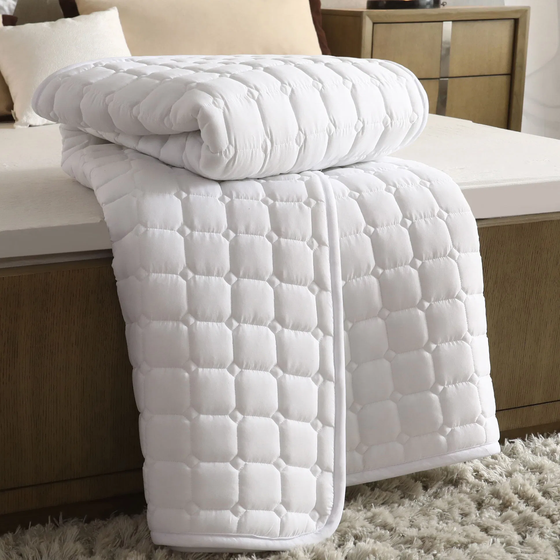 Hotel Mattress Topper Pad Polyester Mattress Cover Bed Microfiber Mattress Protector