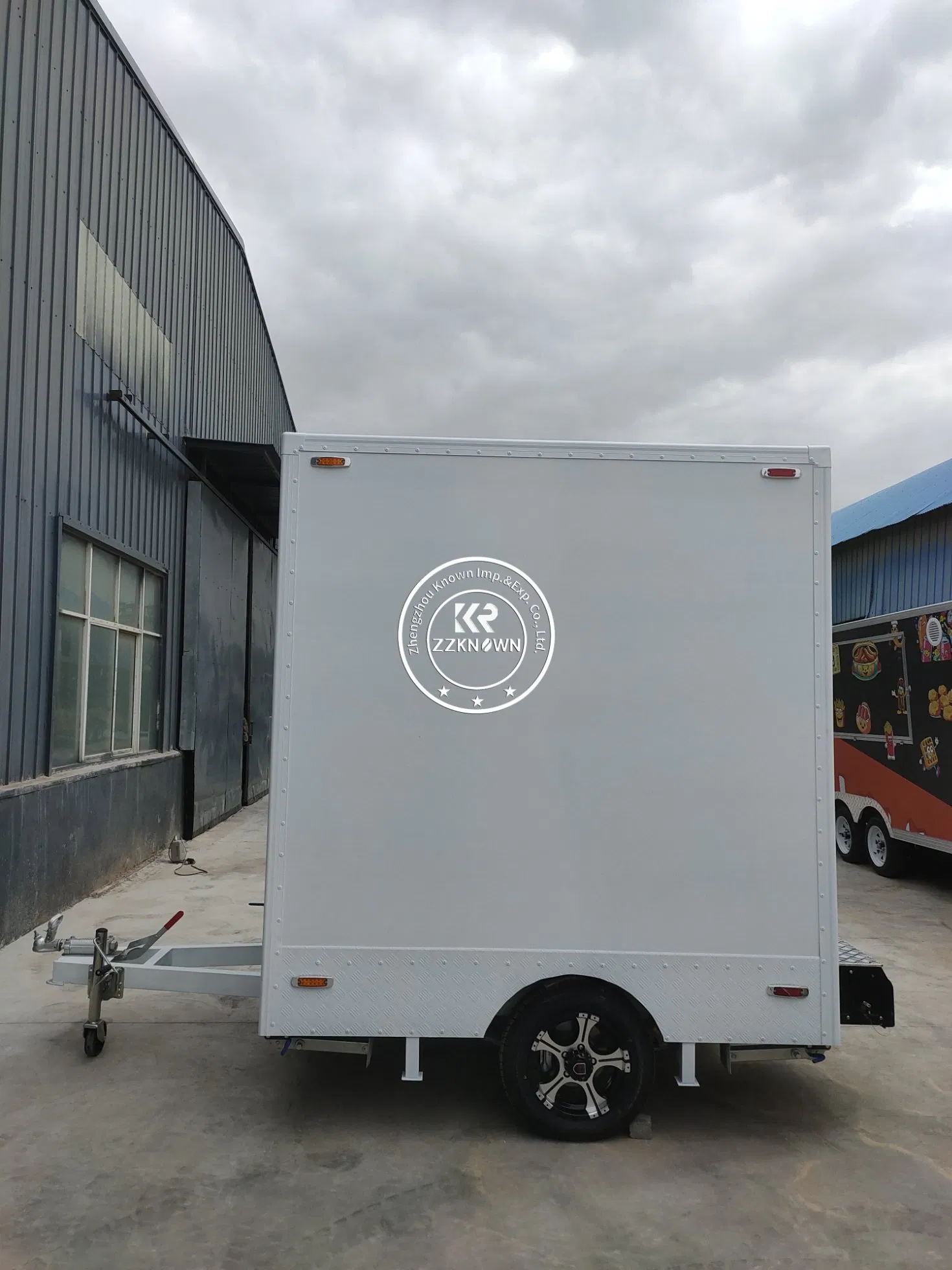 2025 Commercial Mobile Barbershop Trailer Salon Van Trailer Mobile Hair Salon Truck Temporary Mobile Toilet Restroom