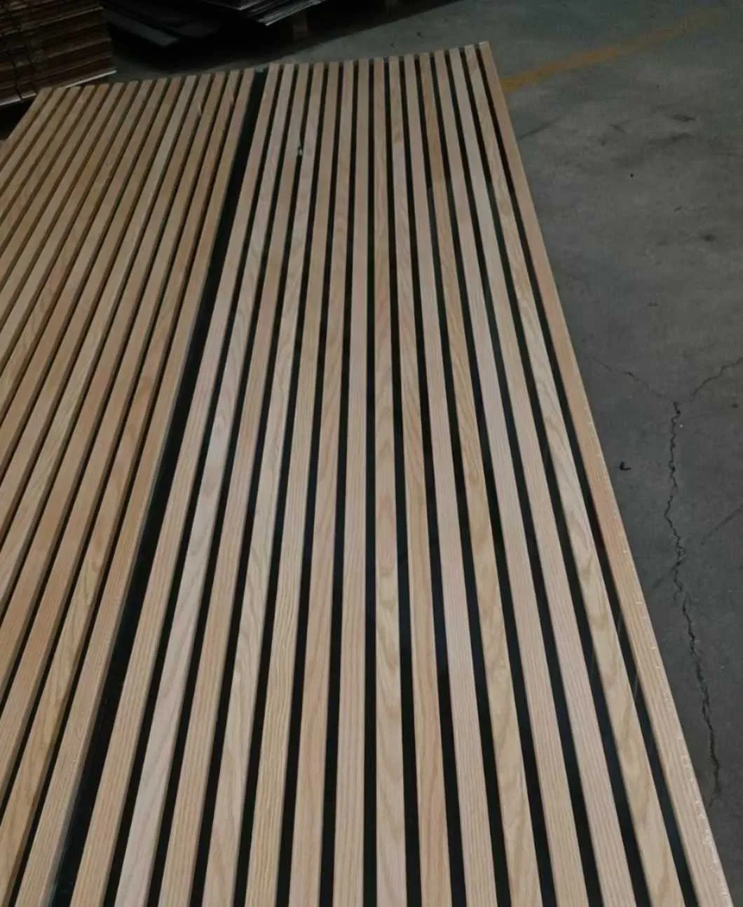Night Club Interior Wall Design Sound Absorbing Polyester Pet Slatted Wood