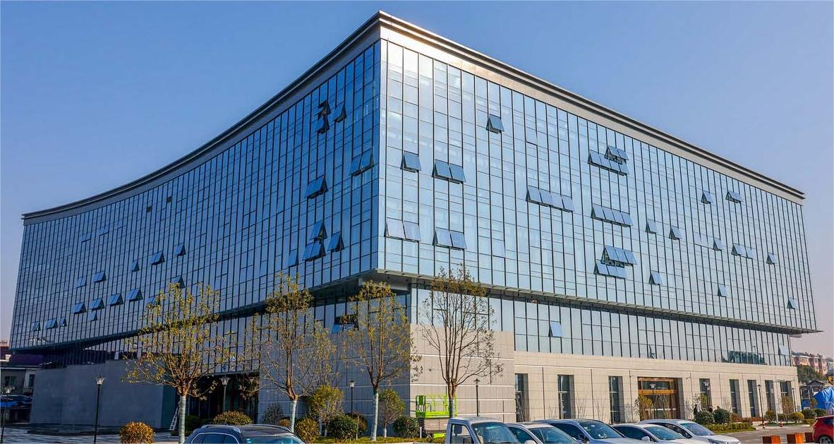 China Factory Prefabricated Steel Structure Building for Shopping Mall/ Office/ Apartment