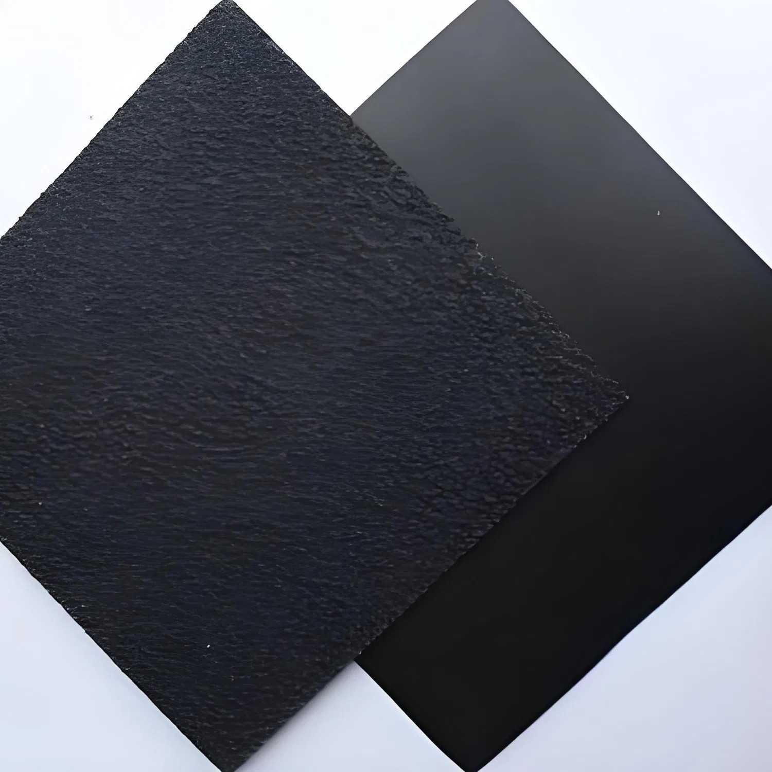 0.5mm 0.75mm 1.0mm 1.5mm 2.0mm Smooth or Textured Surface HDPE Geomembrane