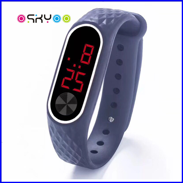 Customize Logo Promotion Gift Silicon LED Digital Sports Wrist Watch