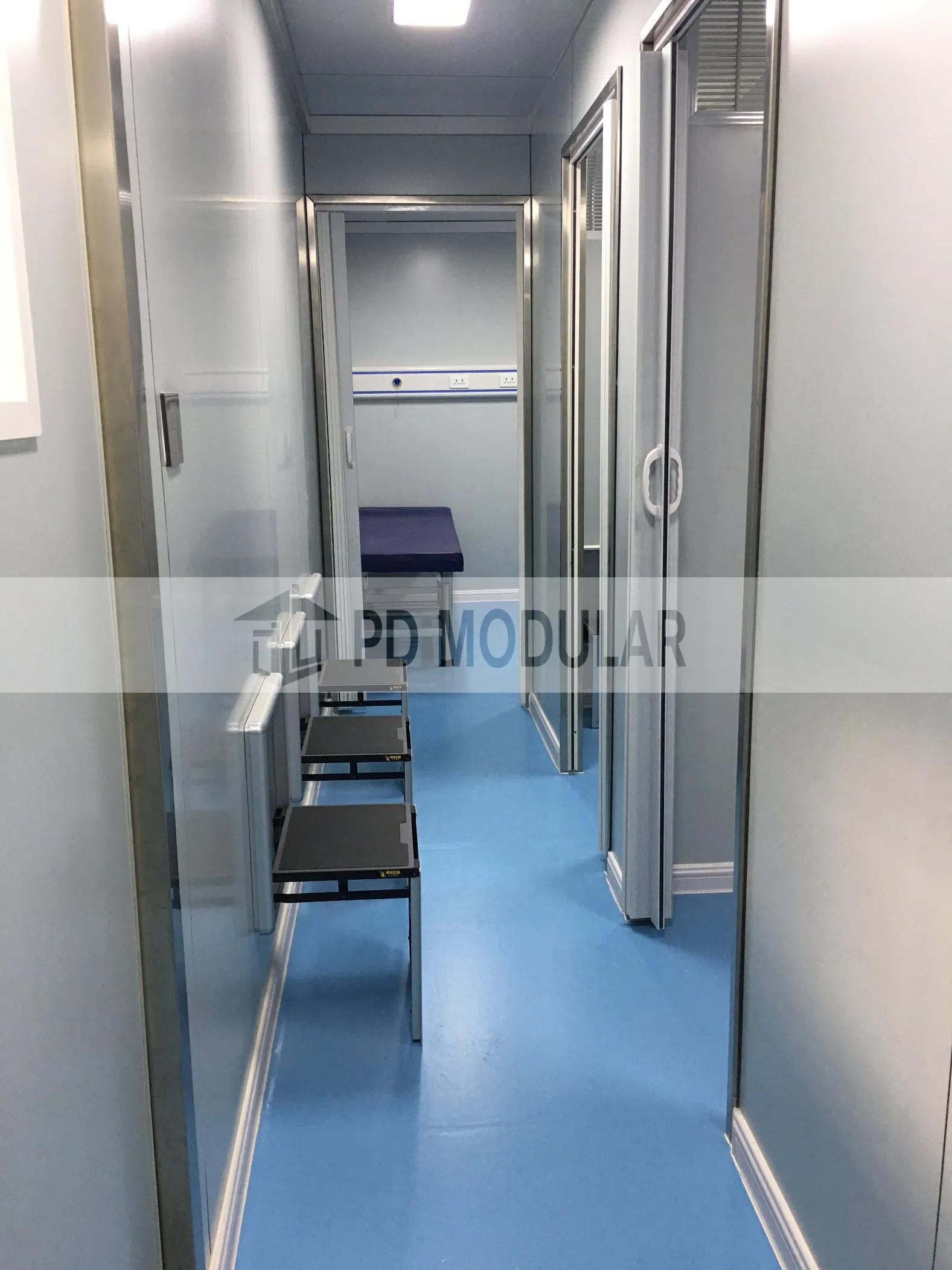 Prefabricated Modular Mobile Container Trailer Clinic for Medical Facilities