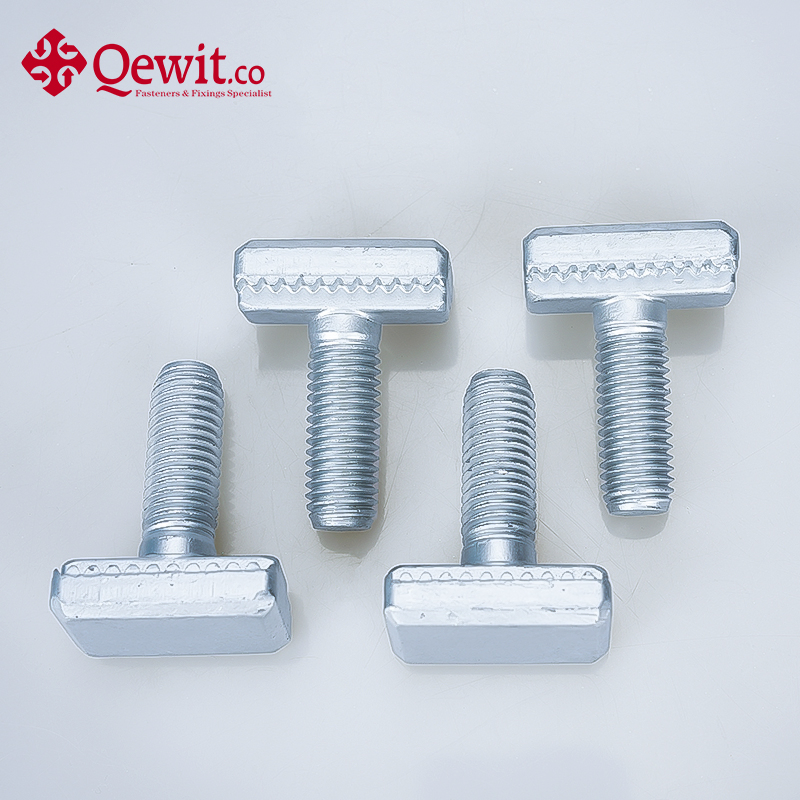 Анкерный болт с цинковым покрытием