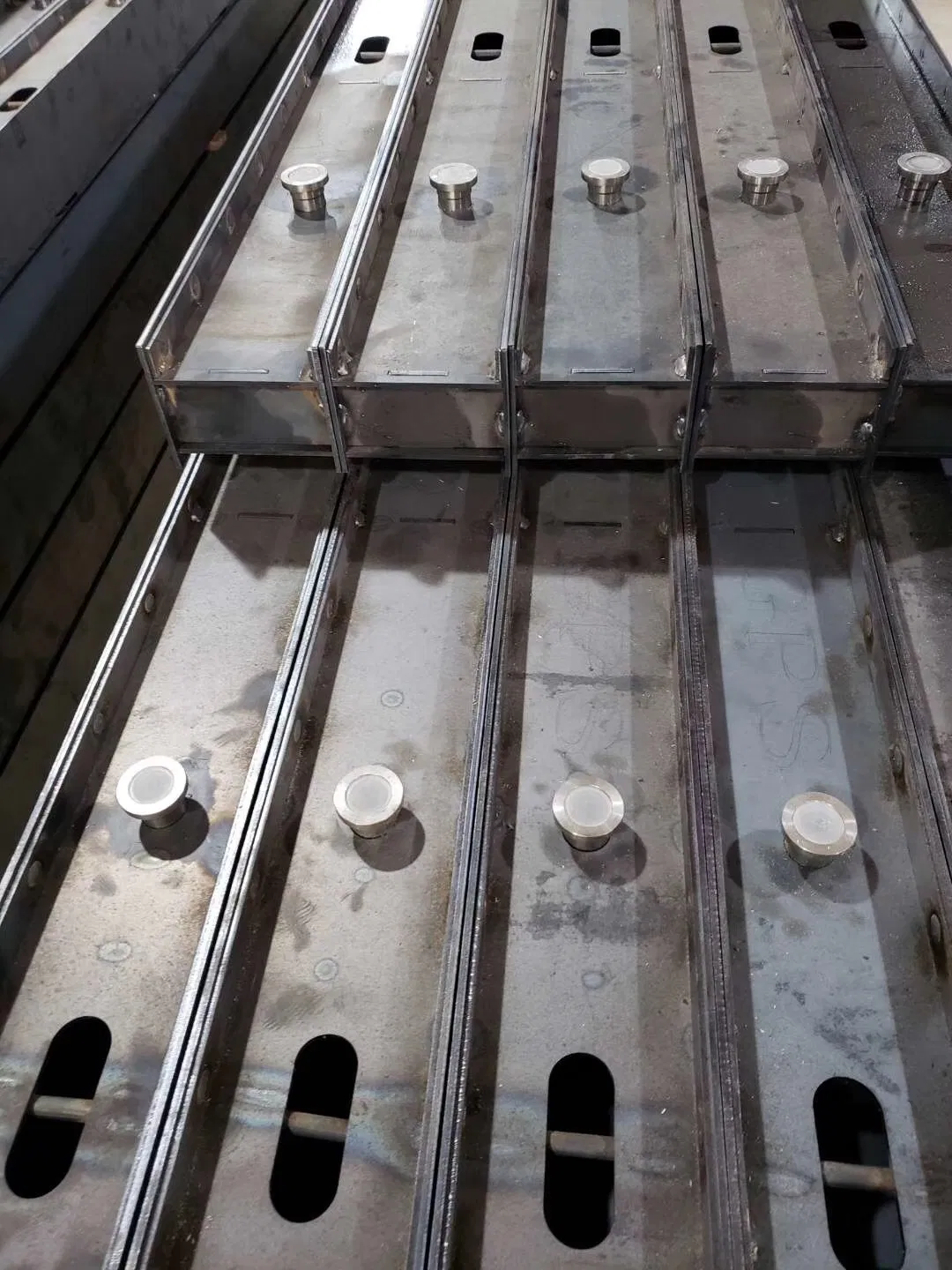 Precast Concrete Shuttering with Magnets