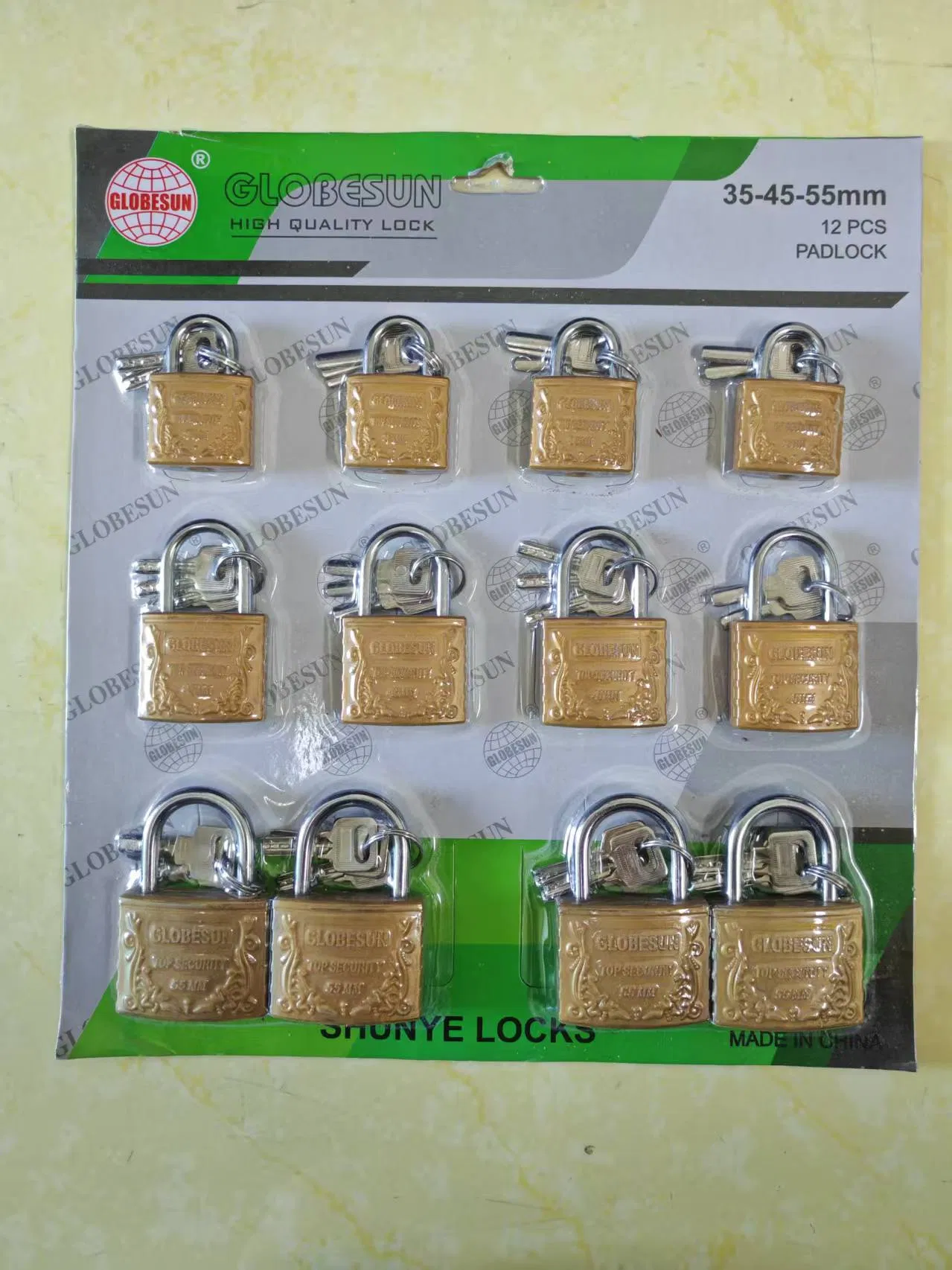 High Quality Plastic Cover Iron Padlock
