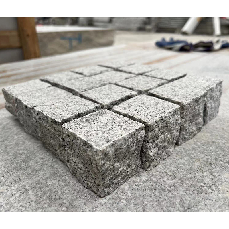 Grey/Yello/Pink G603/G681/G636/G682 Granite Garden Flamed/Split Cobble Stone/Square Shape/Paving Stones for Landscaping/Parking/Driveway/Walkway