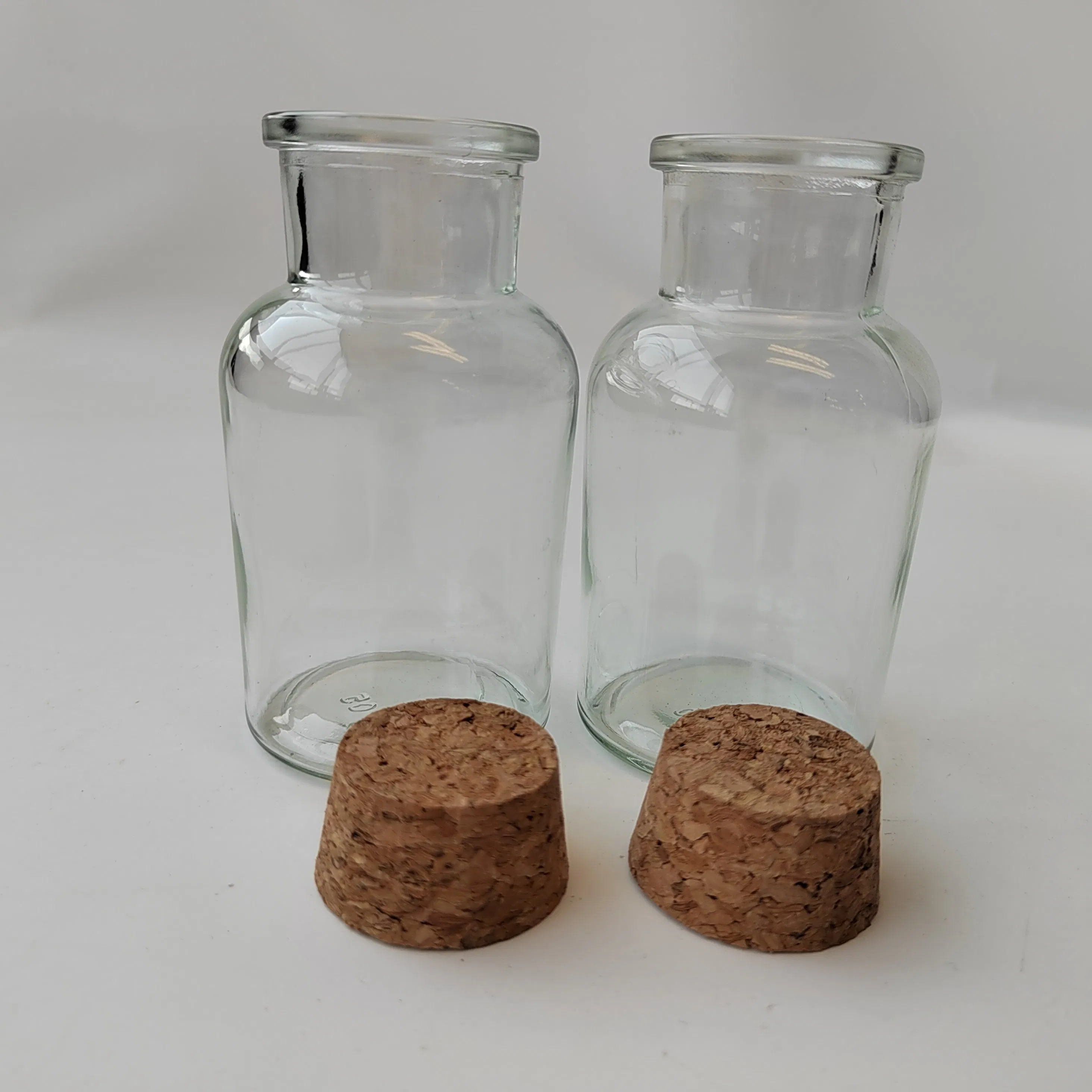 High Quality 5oz Glass Jar Seasoning Container with Cork