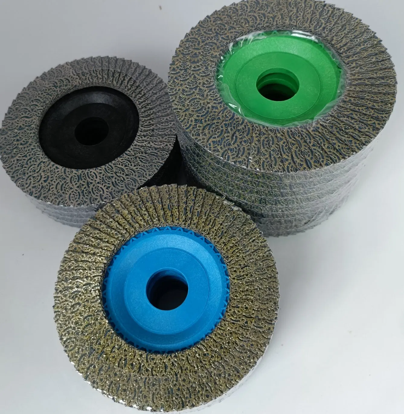 Алмазный лепестковый круг T27 для плитки