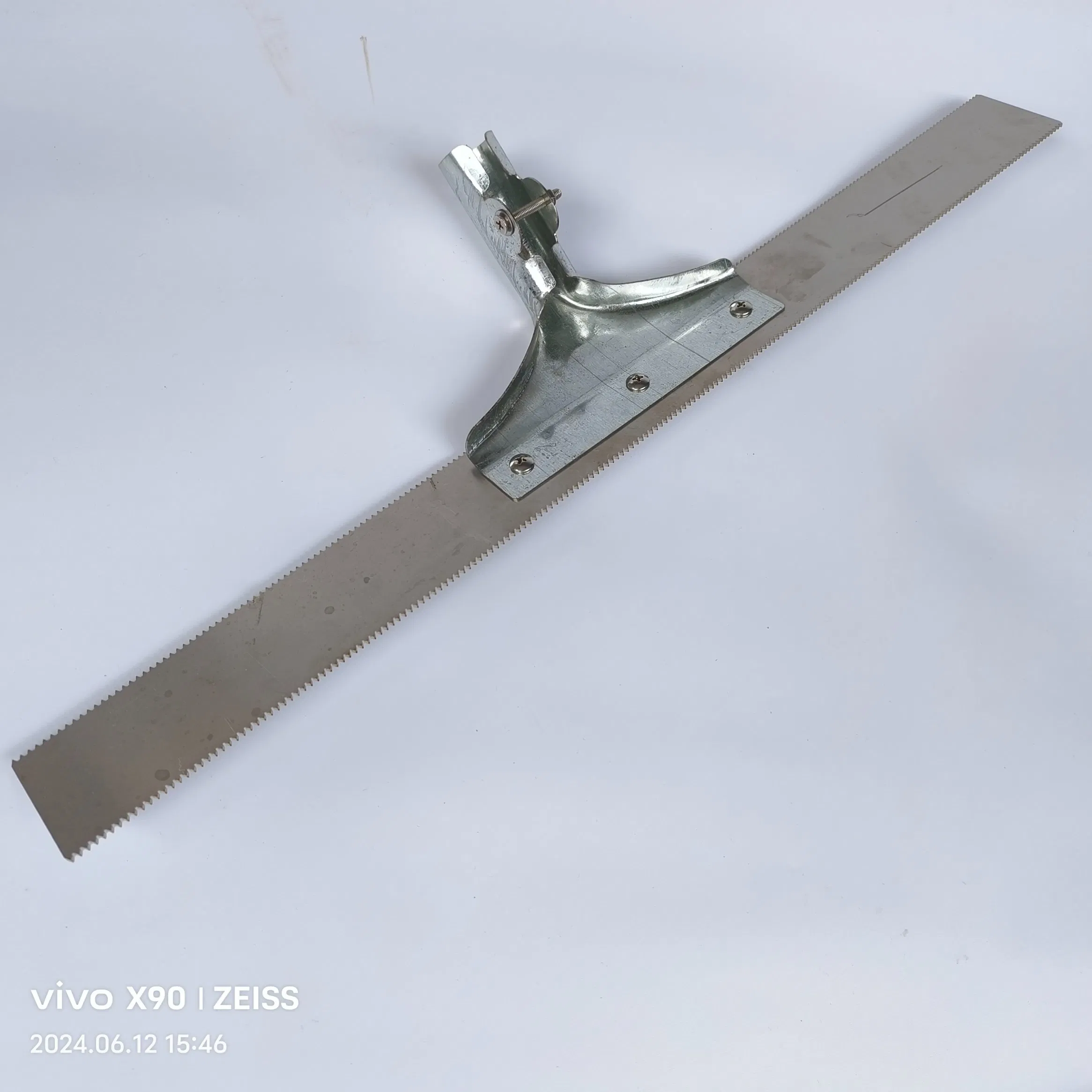 Floor Coating Tools Double Edge Rake 600mm V=4mm