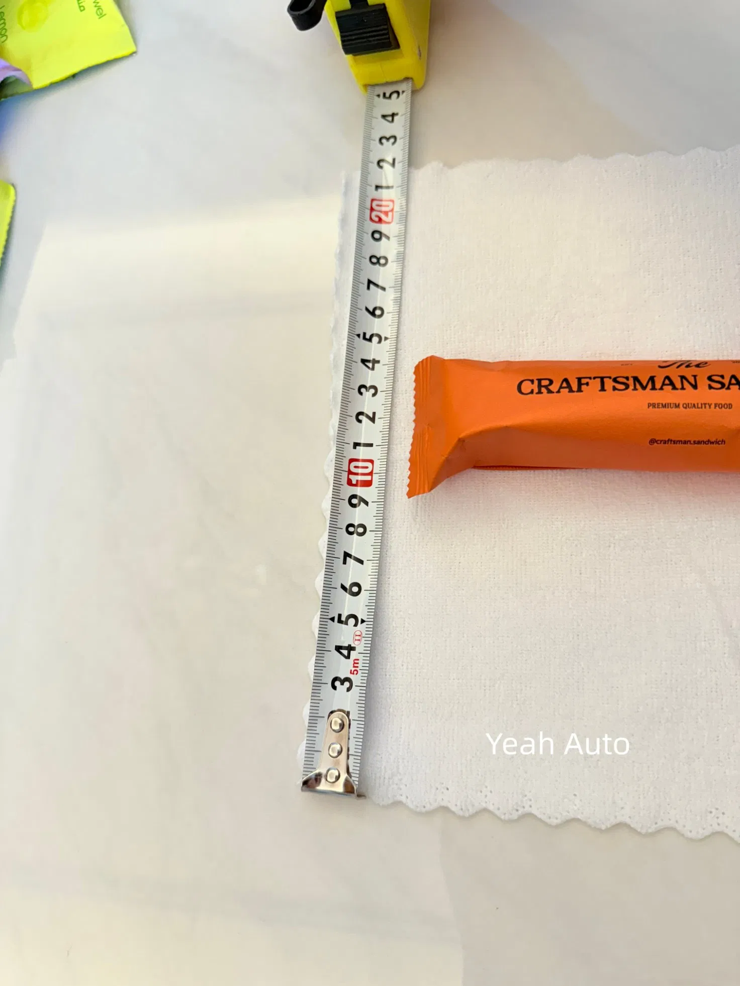 Superfine Fiber 220GSM 22*22cm Refreshing Wet Towel Disposable Wet Wipe for Coffee Shop, Hotel, Restaurant, Airlines Daily Use