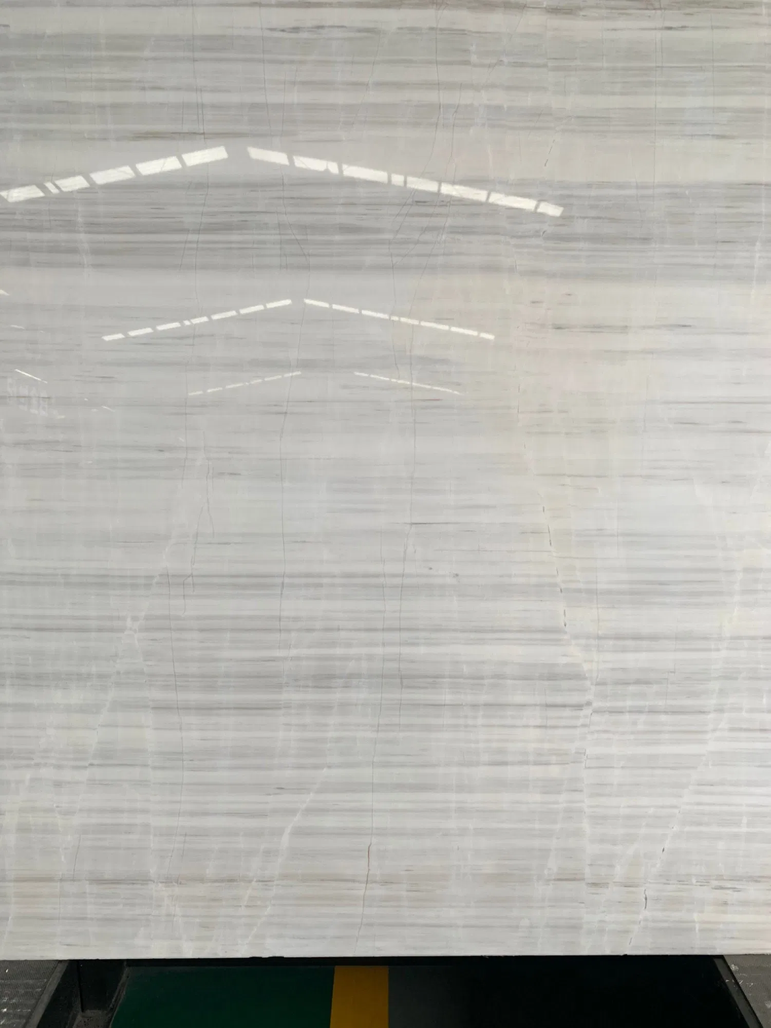 China Pure White/Absolute White/Crystal White Marble Slab for Flooring/Wall Tile/Counter Top