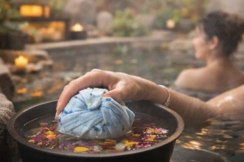 SPA Oil Absorbent Balls for Swimming Pool Eco Health Surface Cleaning