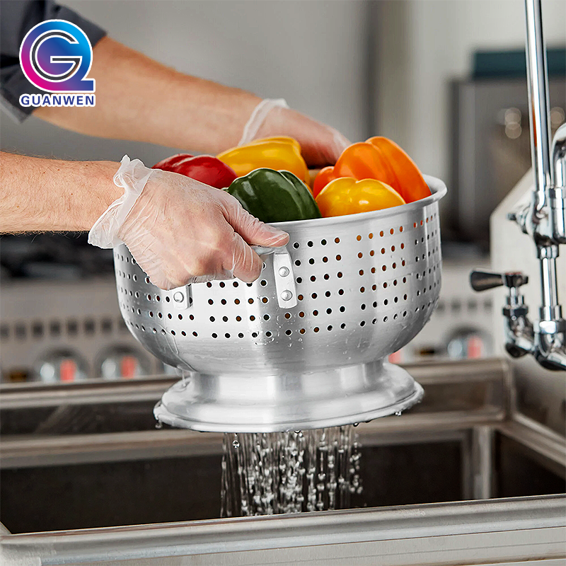 8 Qt Aluminum Colander with Base and Handles