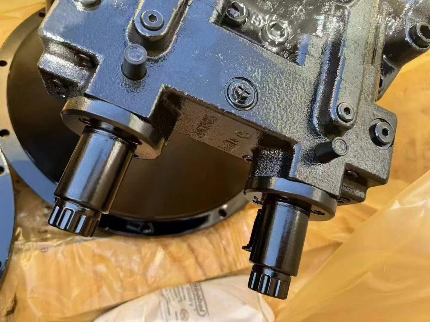 Гидравлический насос A8VO225 для экскаватора Rexroth