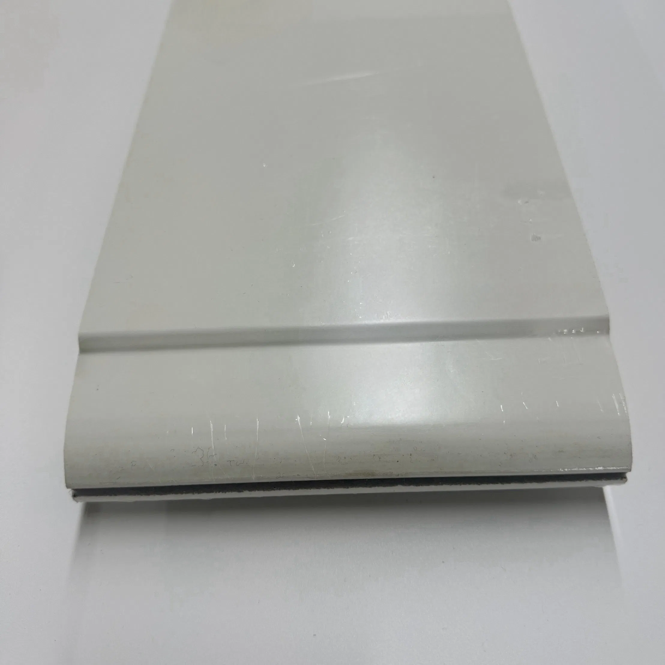 High-Quality Fingerproof 40mm/50mm PU Foam Insulated Sectional Garage Door Panels for Residential and Industrial Use