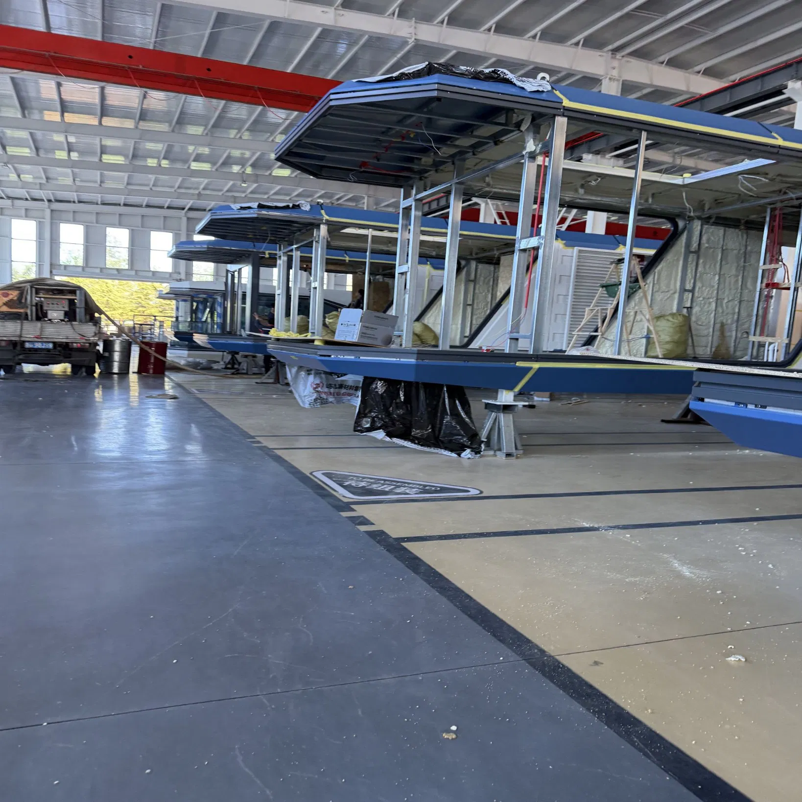 Prefabricated Modern Luxury Space Capsule House Collapsible Home with Outdoor Hotel Living for Travel