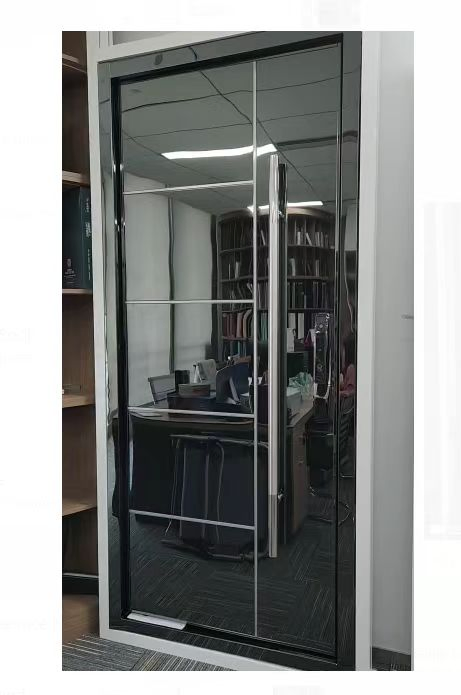 Входная стальная дверь с анодированным покрытием