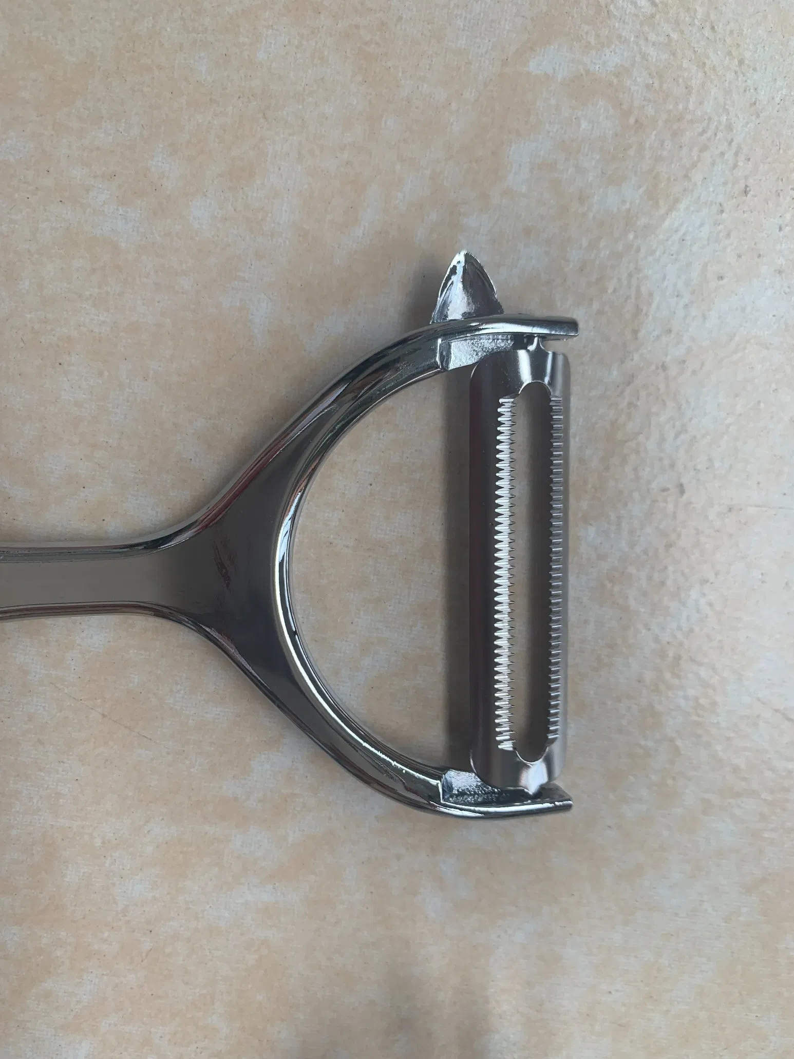 Multifunctional Kitchen Gadget Fruit Vegetable Ultra Sharp Stainless Steel Swiss Julienne Swivel Y Potato Peeler