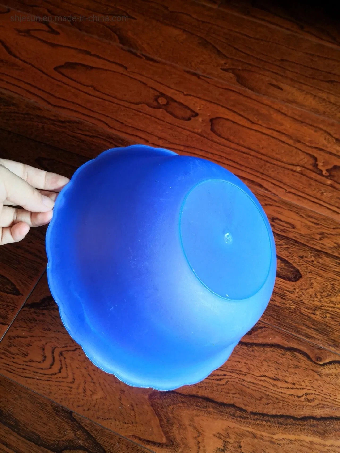 Customized Plastic Moulding Mini Dustbin on Desk/Table by Injection Mould Tool