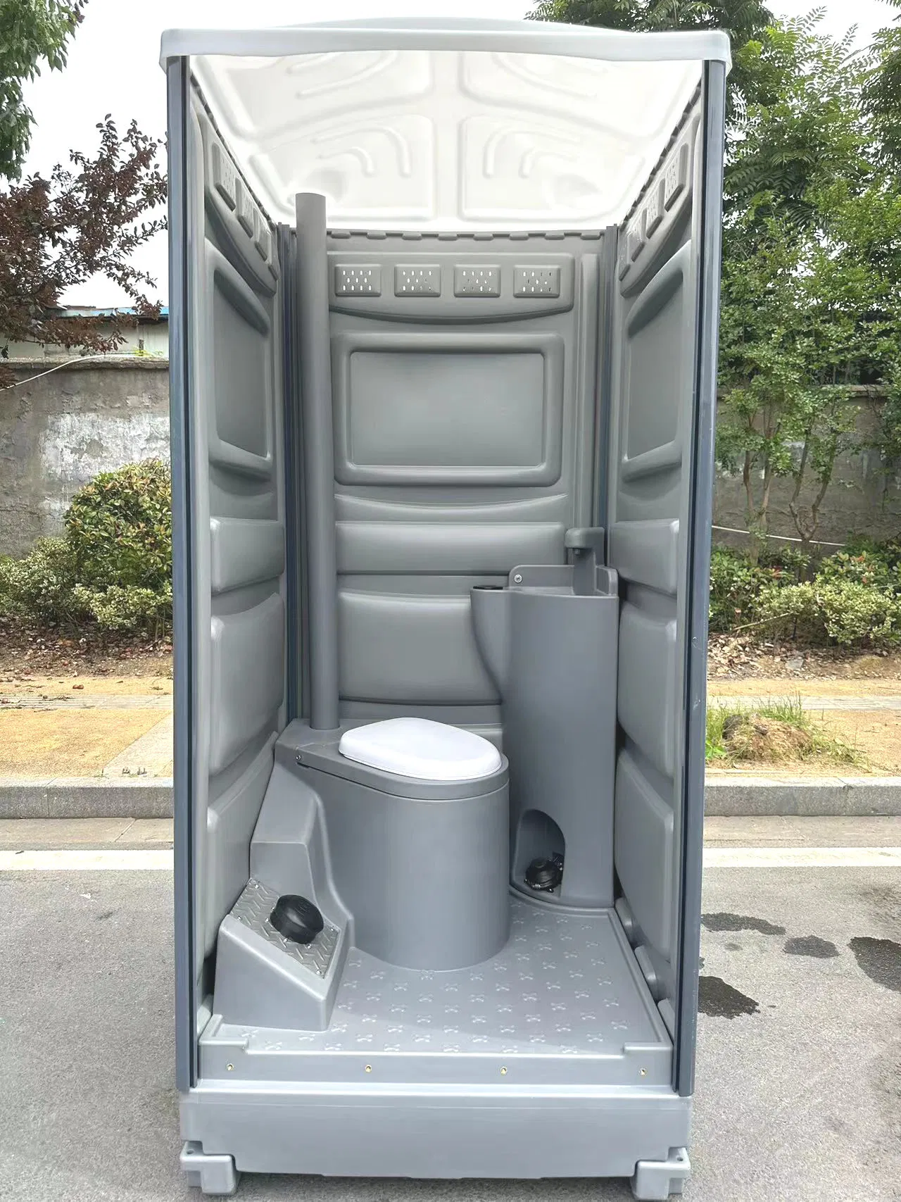 H9-A2 Model Sturdy and Durable Outdoor Portable Toilet for Bathroom Convenient Installation