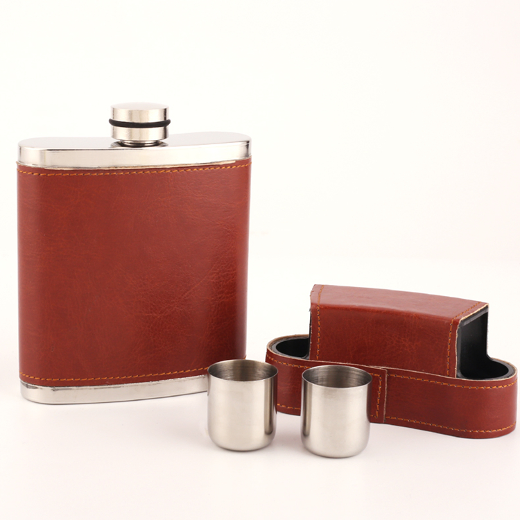Multifunctional Whiskey Flask Wine Flask with Additional Shot Glasses