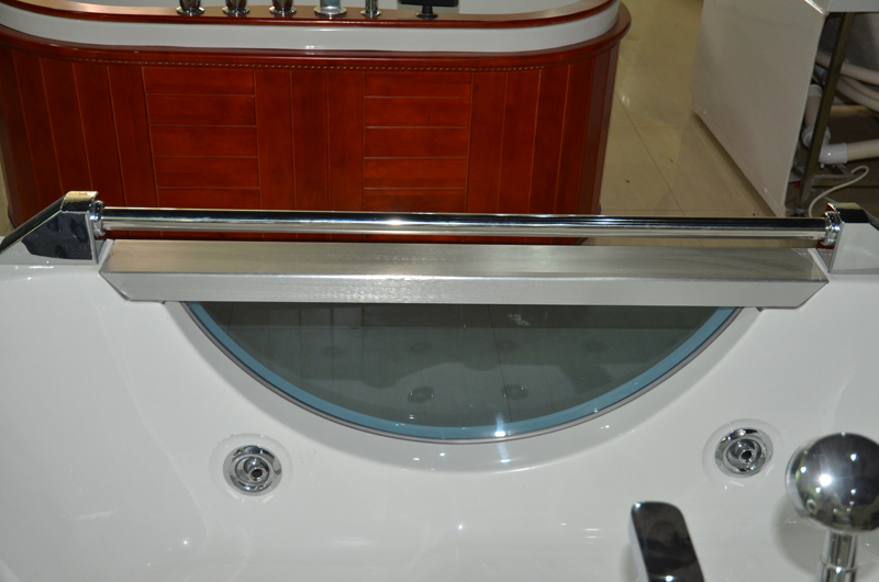 1800mm Length PU Headrest White Acrylic Luxury Bathtub with Speakers