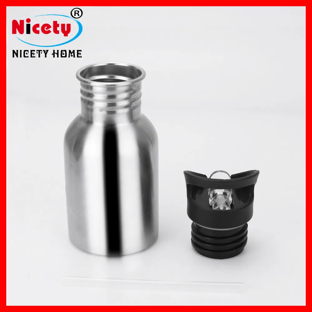 Wholesale Sports Water Bottle Eco-Friendly Double Wall Stainless Steel Vacuum Insulated Sport Water Bottle with Lid and Straw