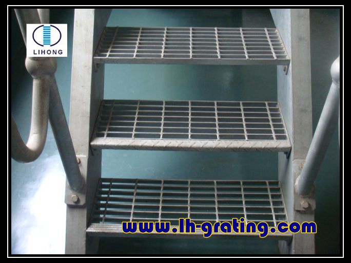 Hot DIP Galvanized Steel Stair Treads for Step Ladders