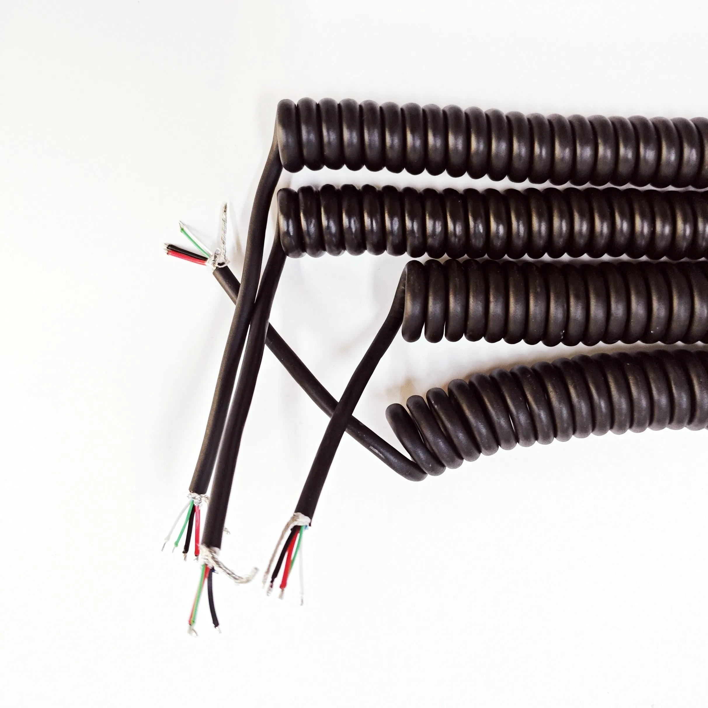 Спиральный USB-кабель для автомобиля