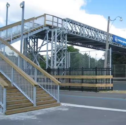 Hot Rolled Carbon Steel Structure Customized Pedestrian Bridge Temporary Bridge
