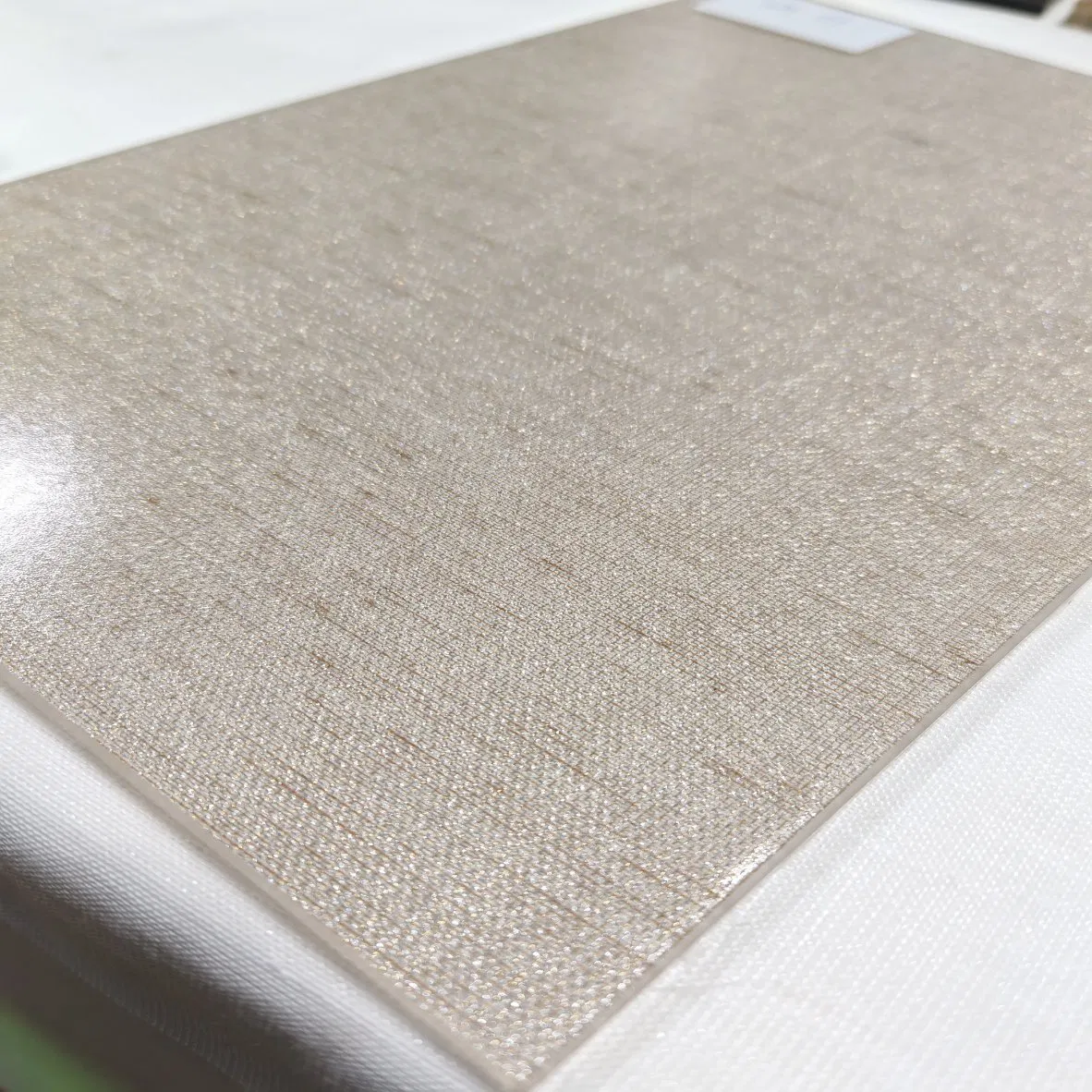 Satin Finish Privacy Protection Light Transmission Float Glass Laminated Glass