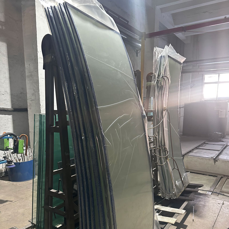 Custom High Quality PVB Interlayer Toughened Tempered Laminated Glass Safety Glass for Decoration Industrial Bathroom Staircases