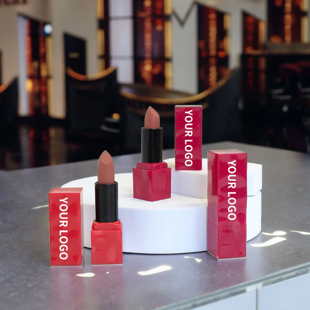 Customizable Private Label Lipstick for Fashion-Forward Beauty Brands