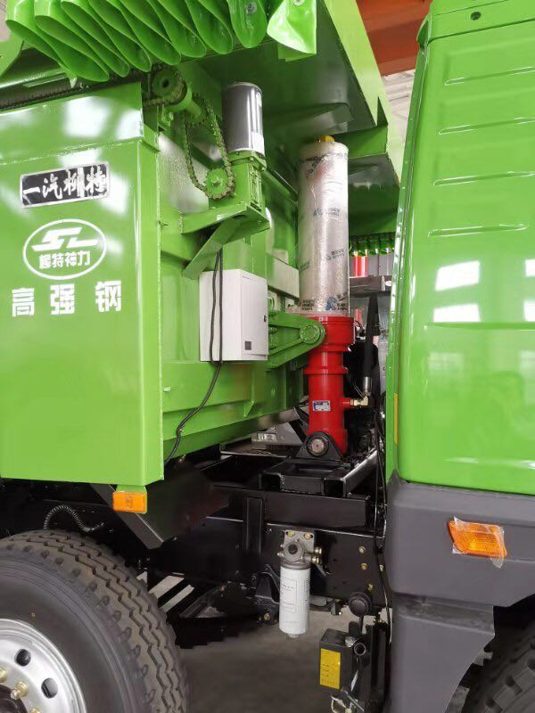 Гидравлический цилиндр бокового поворота для самосвала