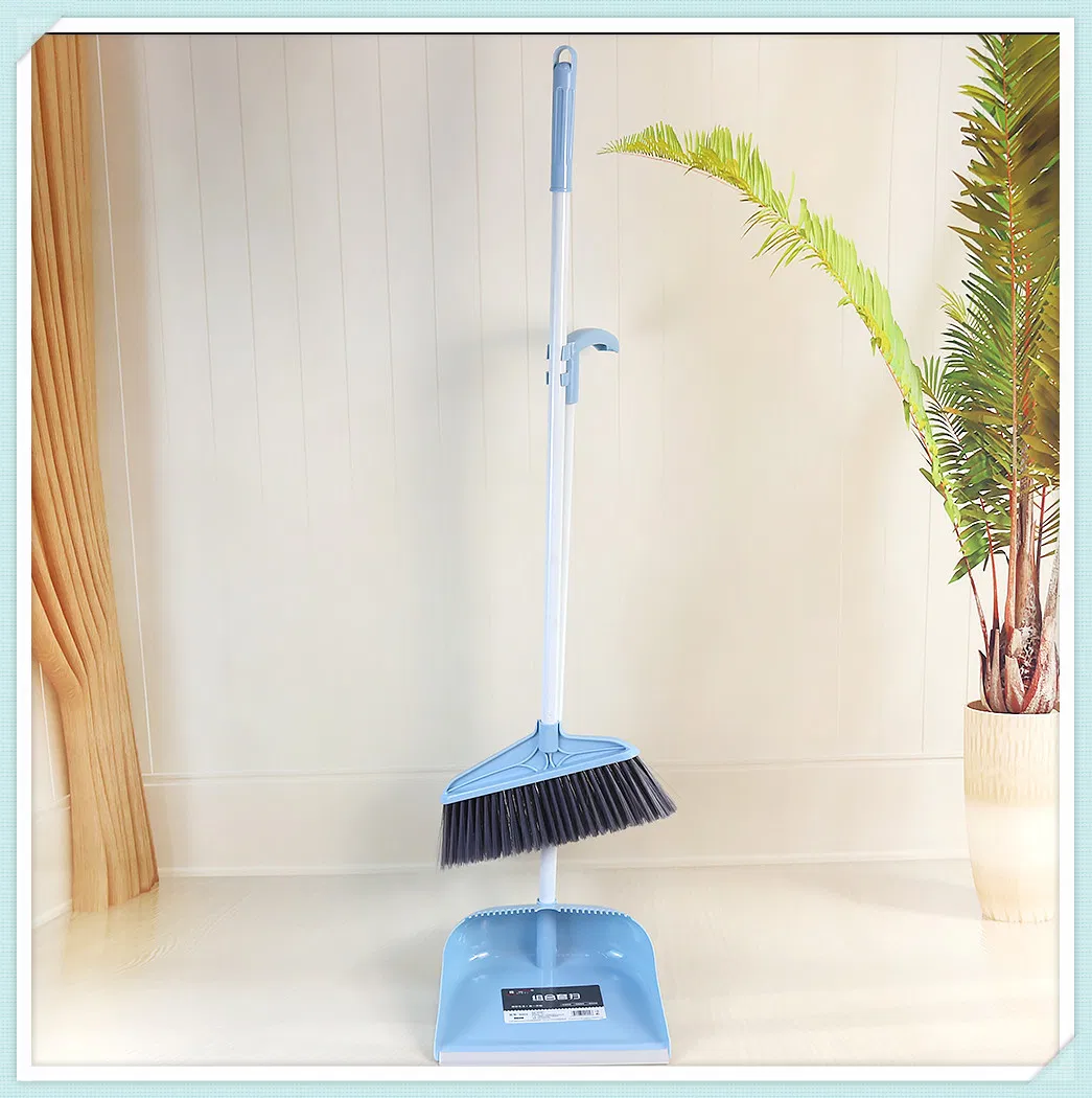 Jy9002 Professional Ergonomic Broom Set with Round Hole Hanger and Comb