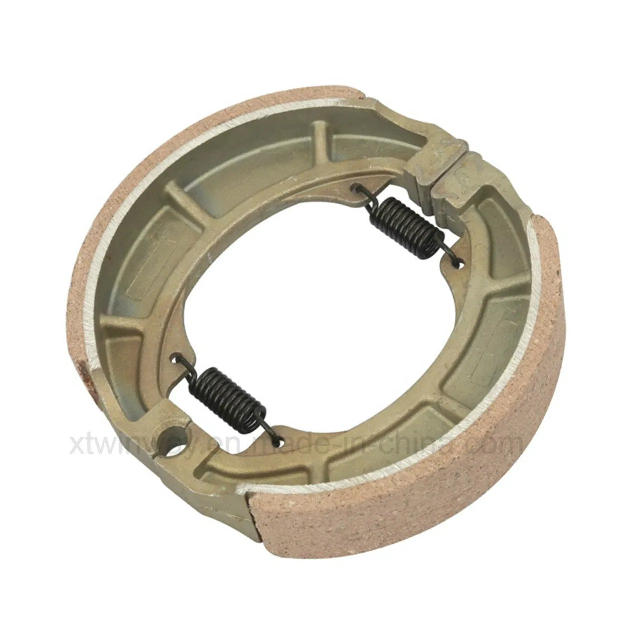 Тормозная колодка барабанная Suzuki GN125/GS125 ADC12