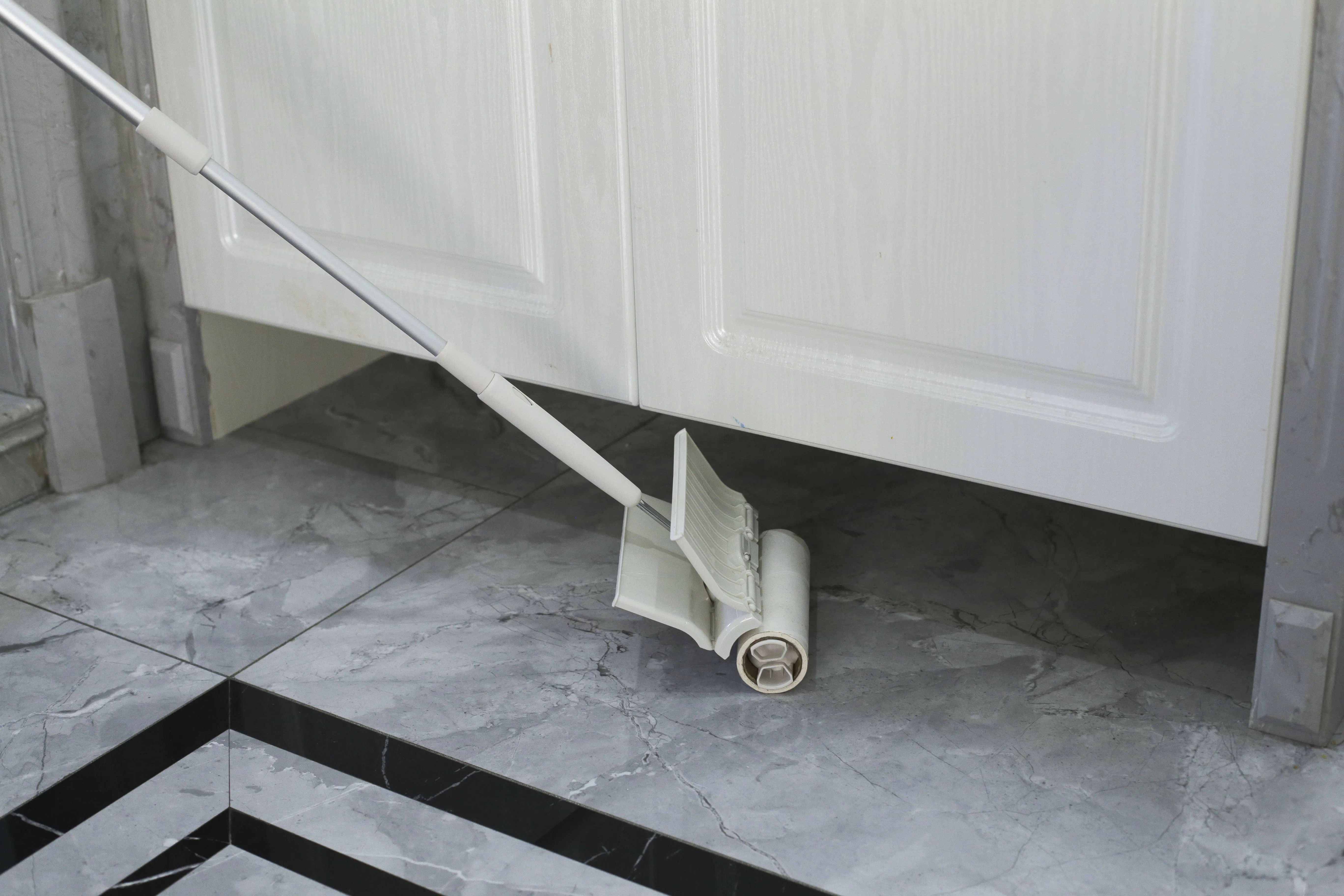 Wide Retractable Long Handle Sticky Curtain Floor Dust Cleaning Mop Lint Roller