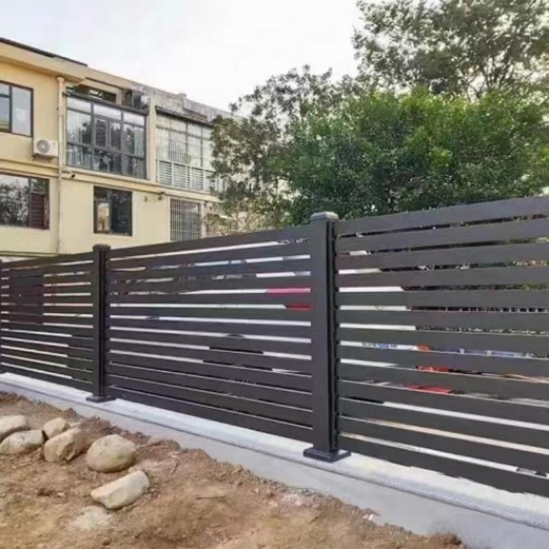 Easy to Install Privacy Aluminum Fence Horizontal House Garden Fencing Metal Slat WPC Panel Fence