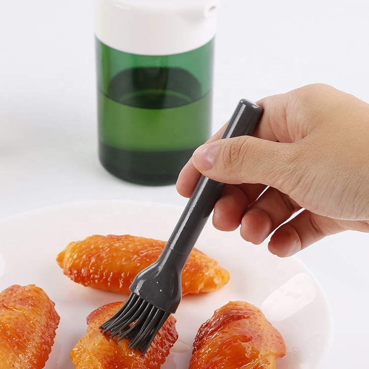 New Design Creative Easy Touch Pump 2in1 Plastic Kitchen Oil Dispenser Bottle with Silicone Brush