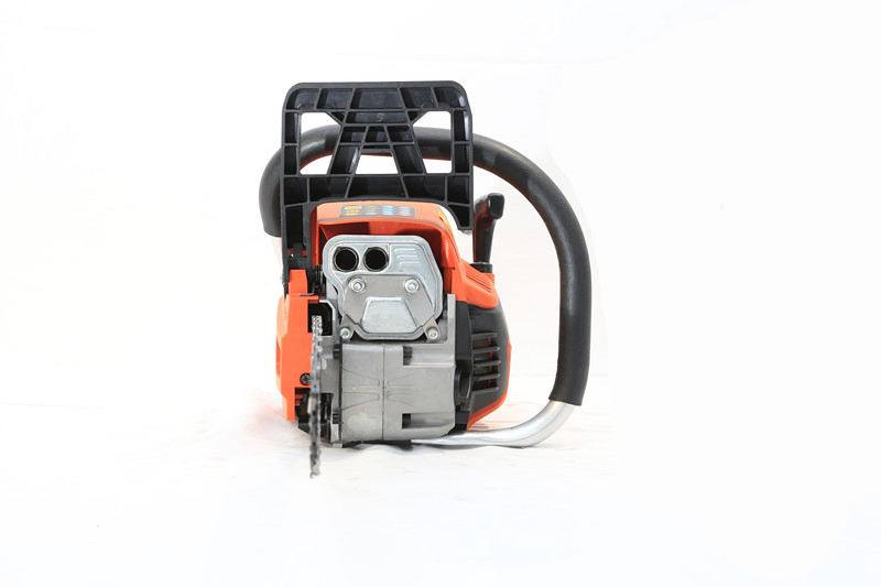 52cc Professional Chainsaw for Efficient Wood Cutting Tasks