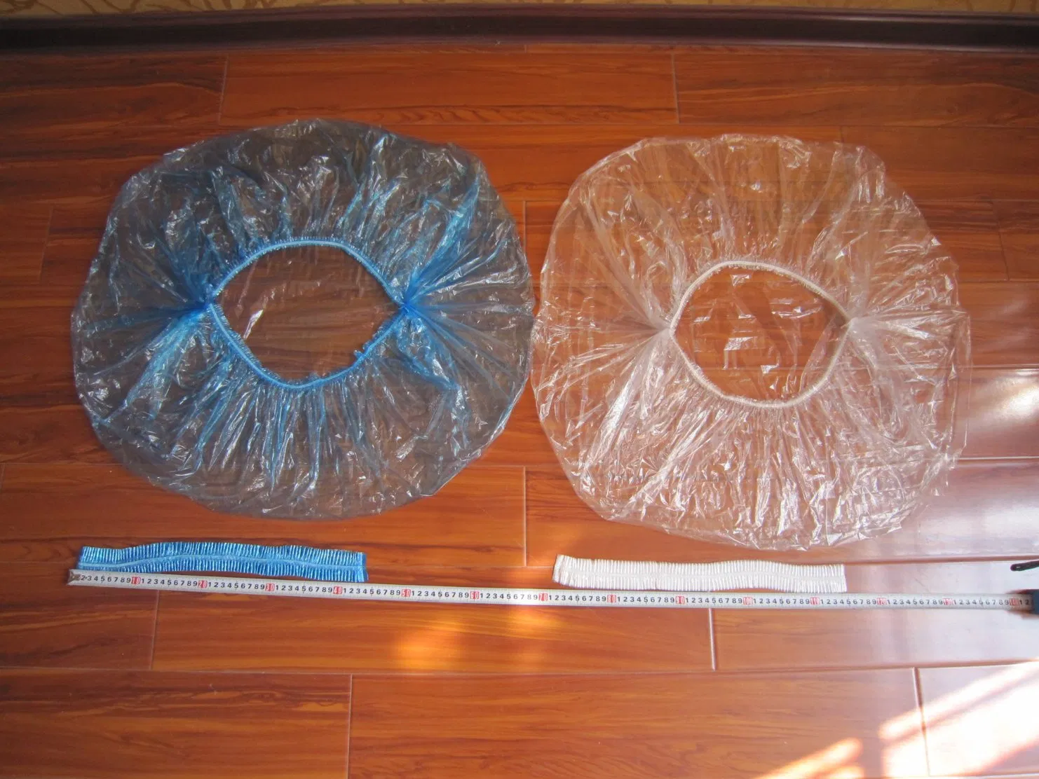 Waterproof Eco Friendly Disposable Shower Cap Plastic Caps for SPA Hotel and Hair Salon