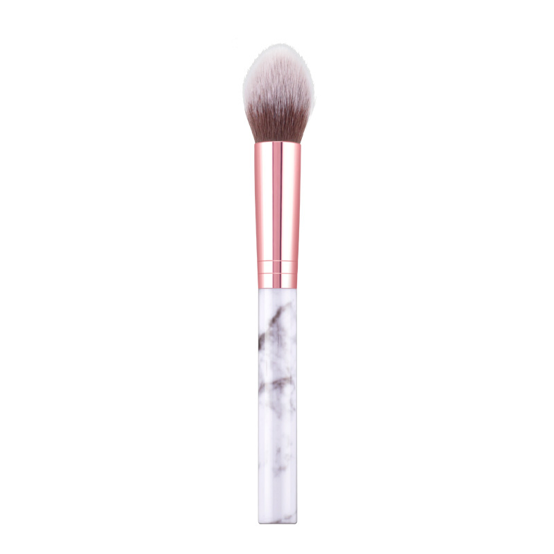 Top Makeup Tools for Flawless Finishes: Buy Highlighter Brush Today