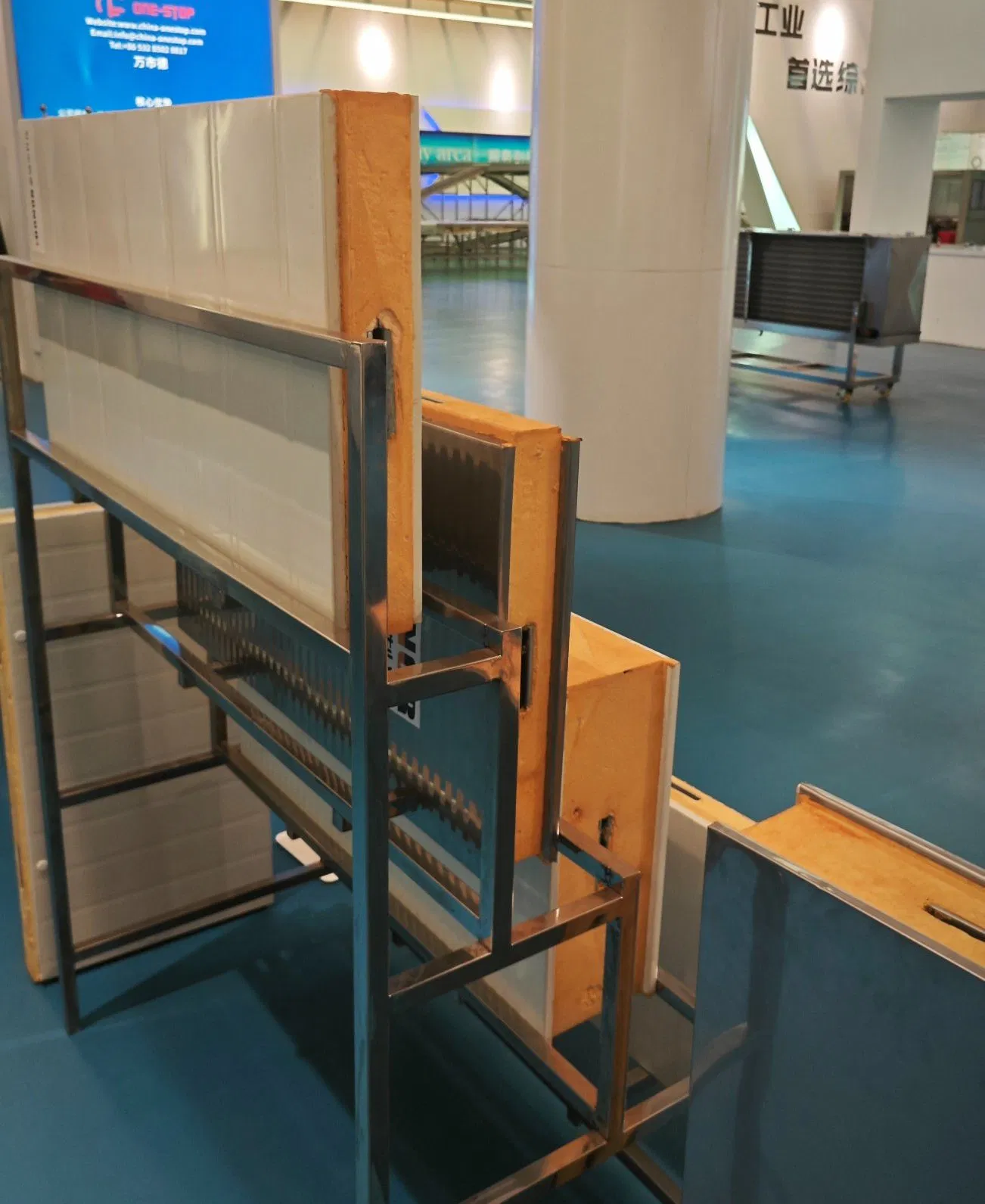 PU Sandwich Panel for Cold Storage Wall Insulation and Commercial Building Projects