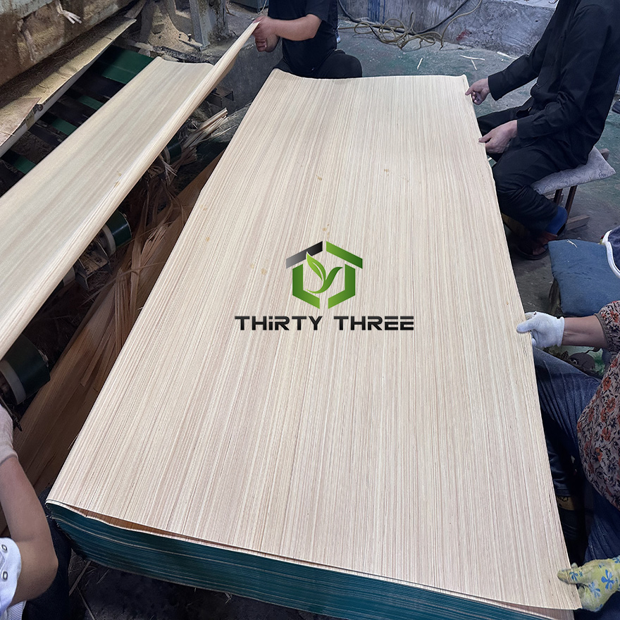 Hot Sale Cheap Price Recon Poplar Engineered Veneer for Indoor Construction