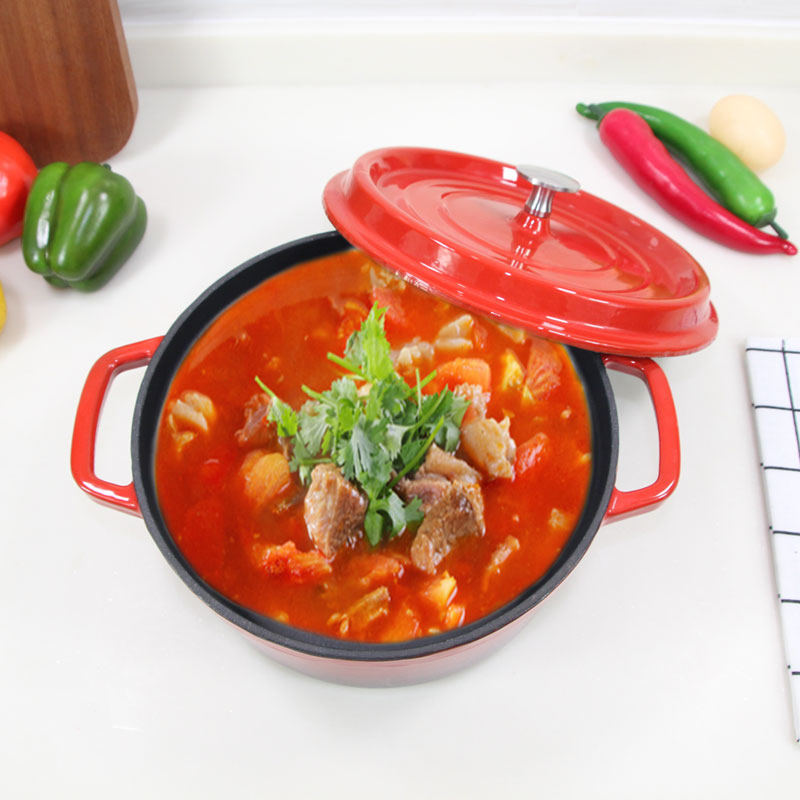 Чугунная эмалированная кастрюля 24 см Cookwin