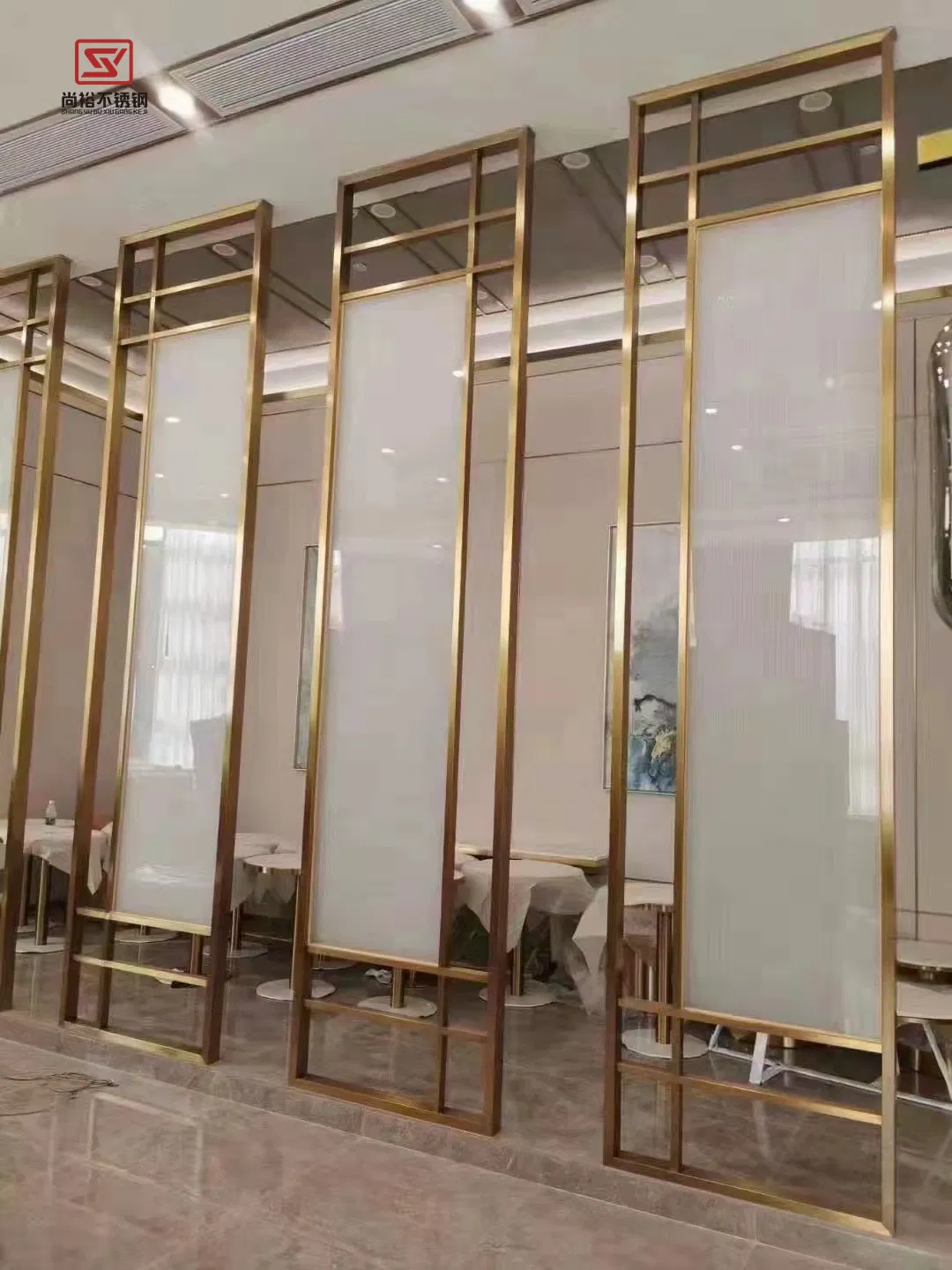 Chic Stainless Steel Screen for Room Division with Laser Cut Finish