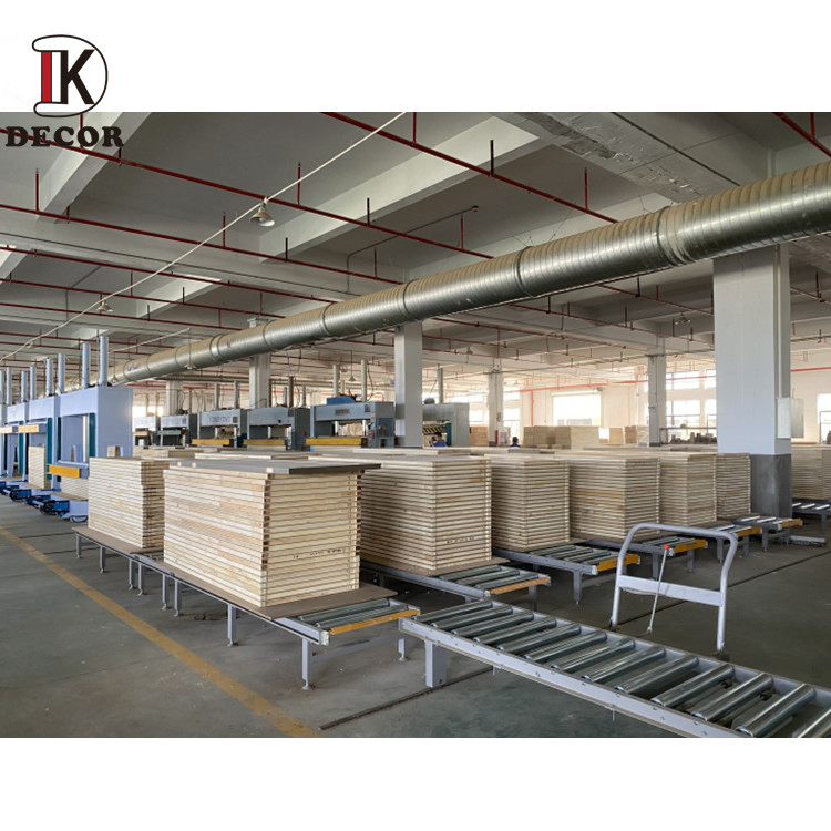 Cheap Interior Black Wooden Laminated Flush MDF PVC Door with Grooves