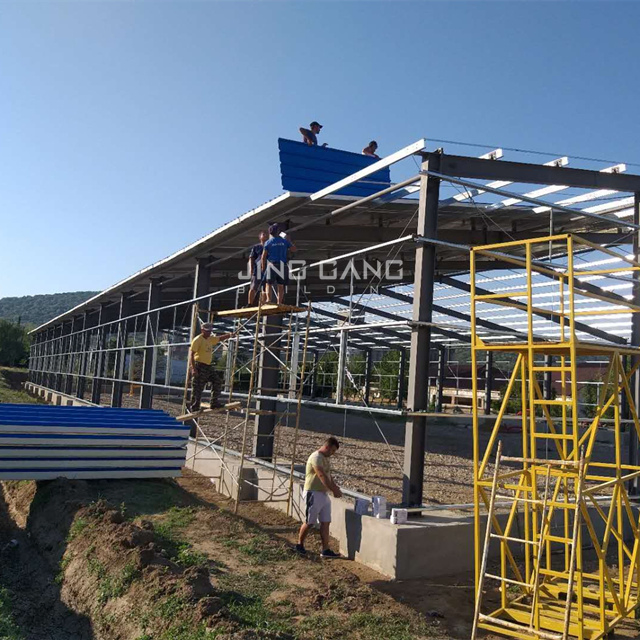 Modular Pre-Engineered Light Portal Frame Steel Garage