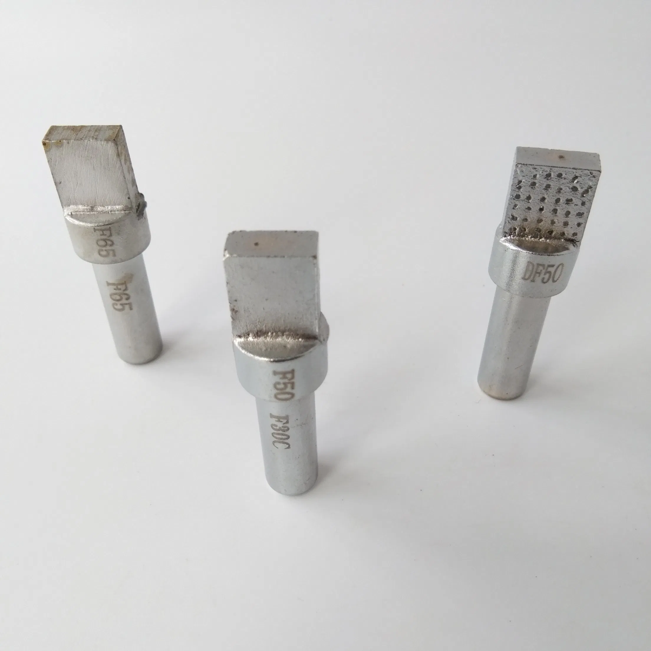 Многогранный алмазный правящий резец High Quality Series